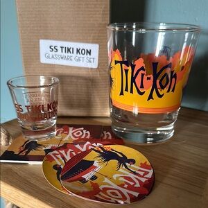 Tiki Kon Glassware Gift Set - Orange and Black